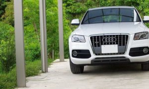 田舎で外車は、やっぱ目立つ・・・