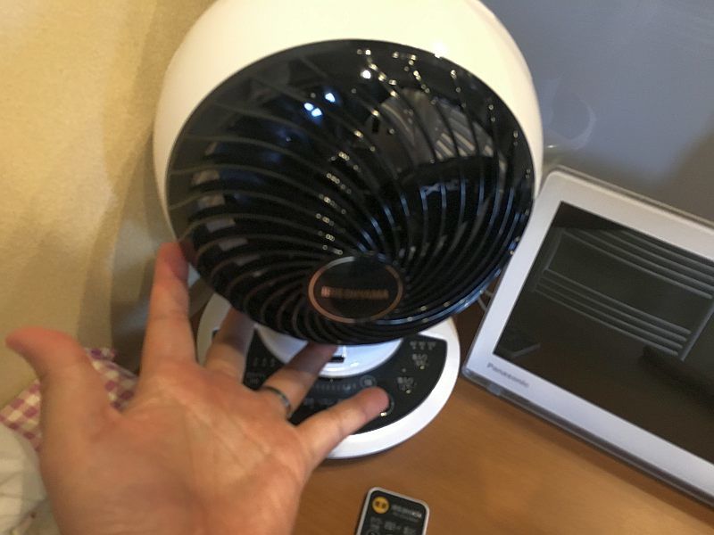 リビングには扇風機か ダイソンか それともサーキュレーターか 風力をチェックする